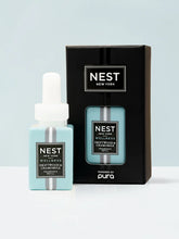 Load image into Gallery viewer, Nest New York Pura Refill Driftwood &amp; Chamomile
